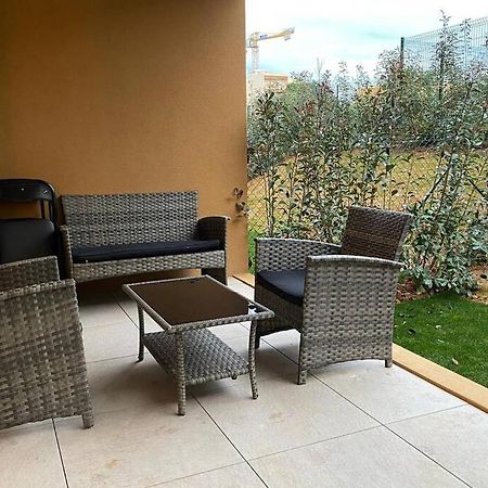 Deux Pieces Moderne Et Chaleureux Leilighet Saint-Laurent-du-Var Eksteriør bilde